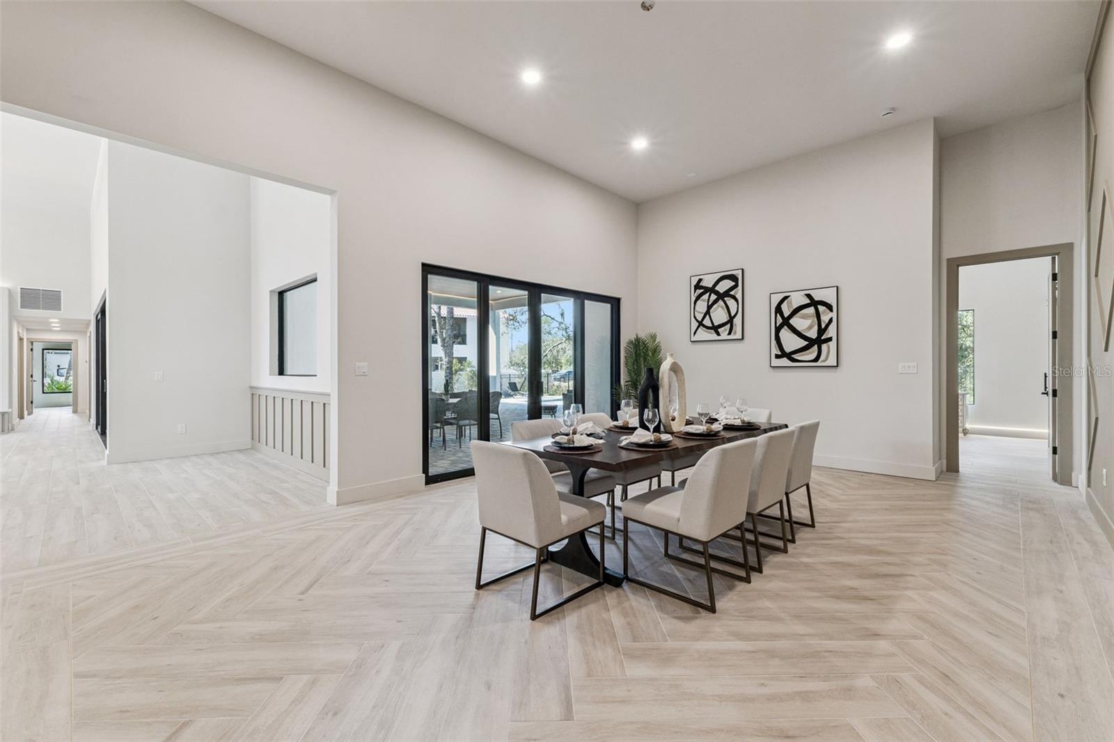 TALIS CROSSING - Residential