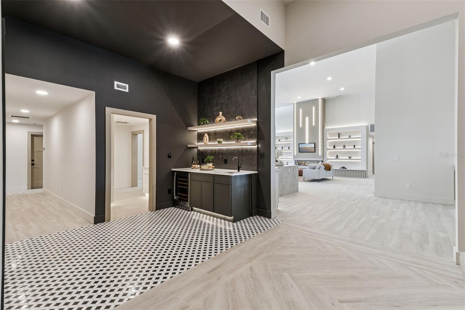 TALIS CROSSING - Residential