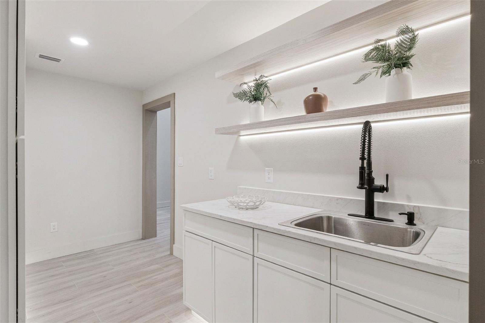 TALIS CROSSING - Residential