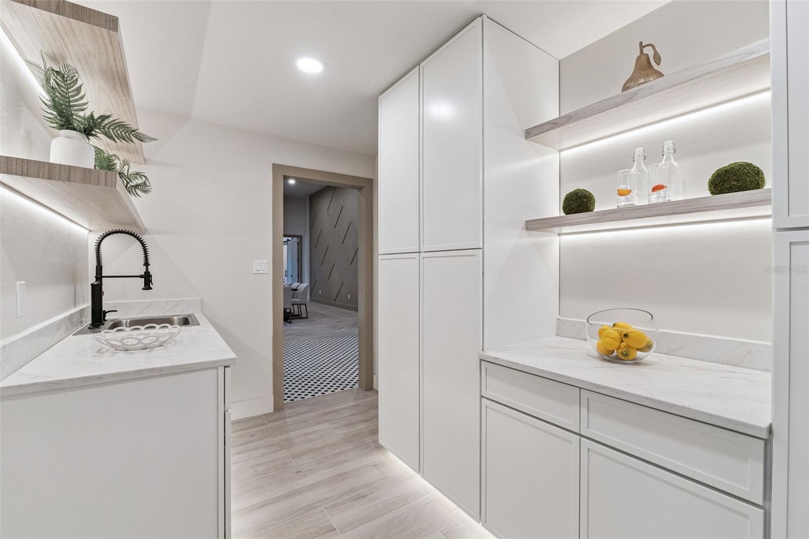 TALIS CROSSING - Residential