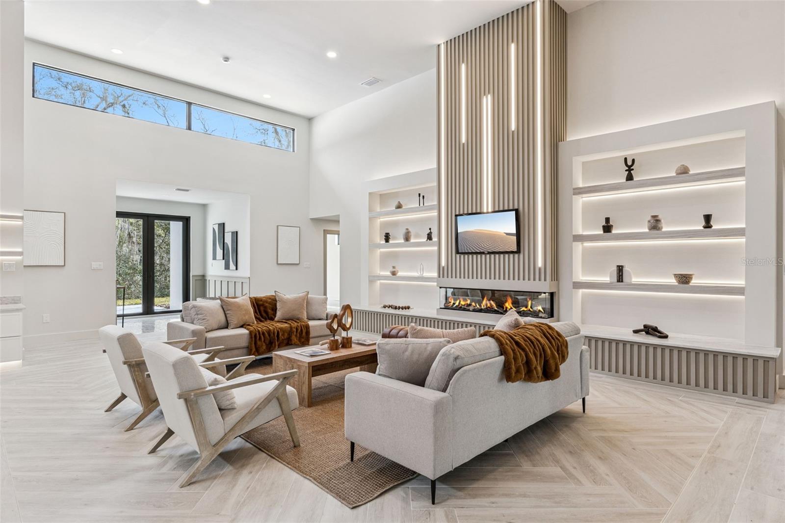 TALIS CROSSING - Residential