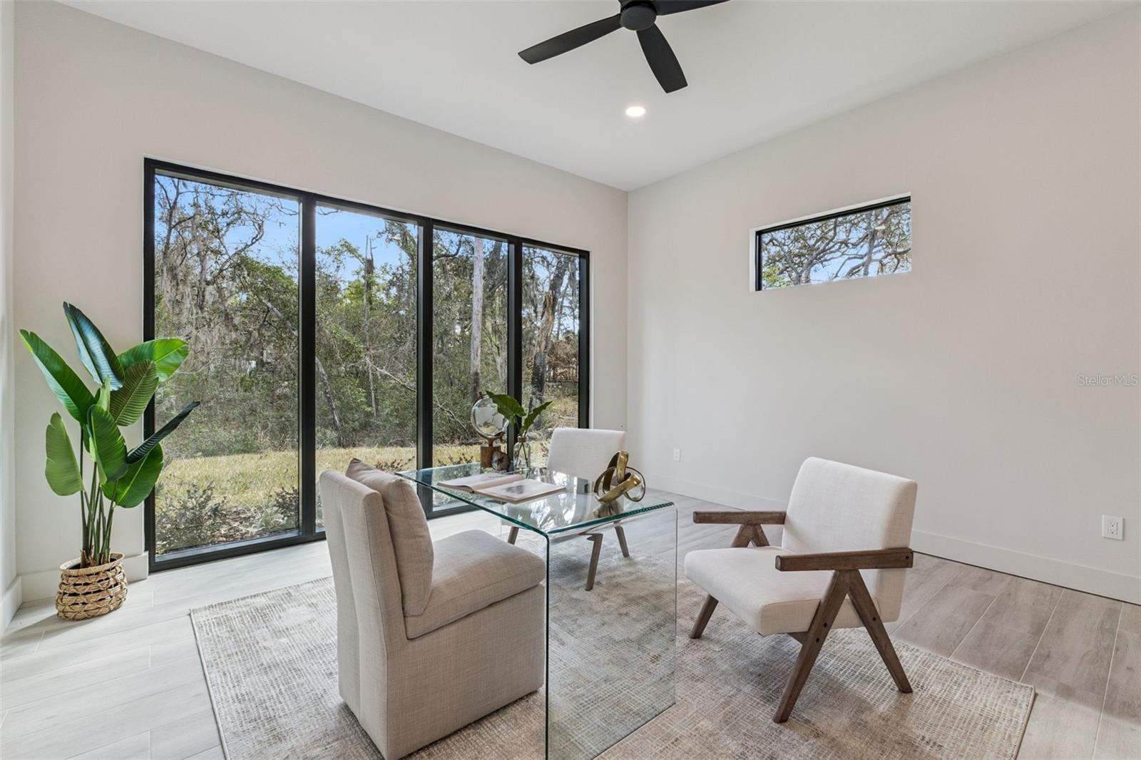 TALIS CROSSING - Residential