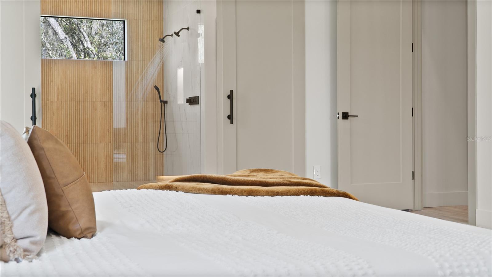 TALIS CROSSING - Residential