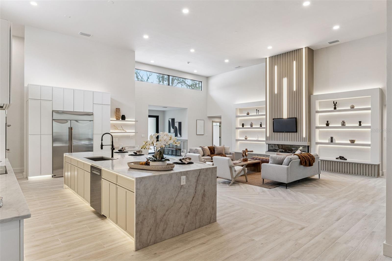 TALIS CROSSING - Residential