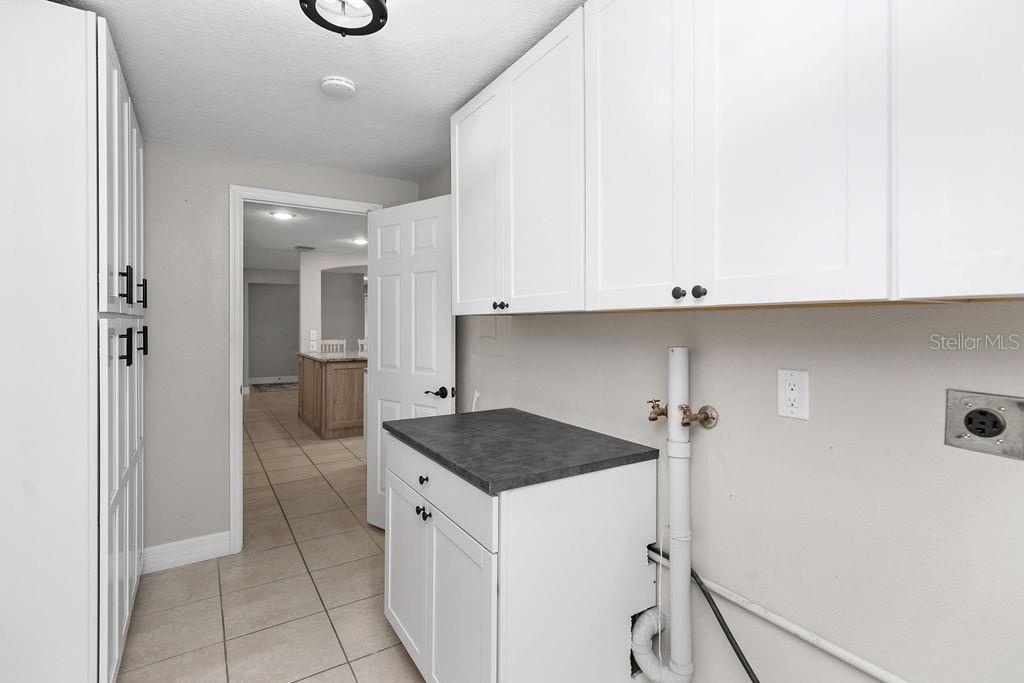 BRIKHAVEN REPLAT - Residential