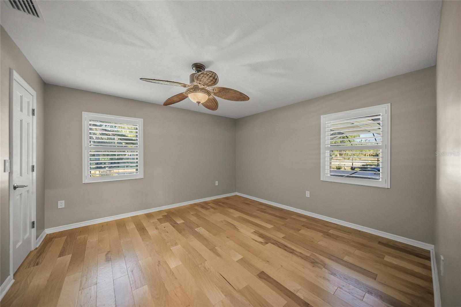 SADDLE CREEK - Residential