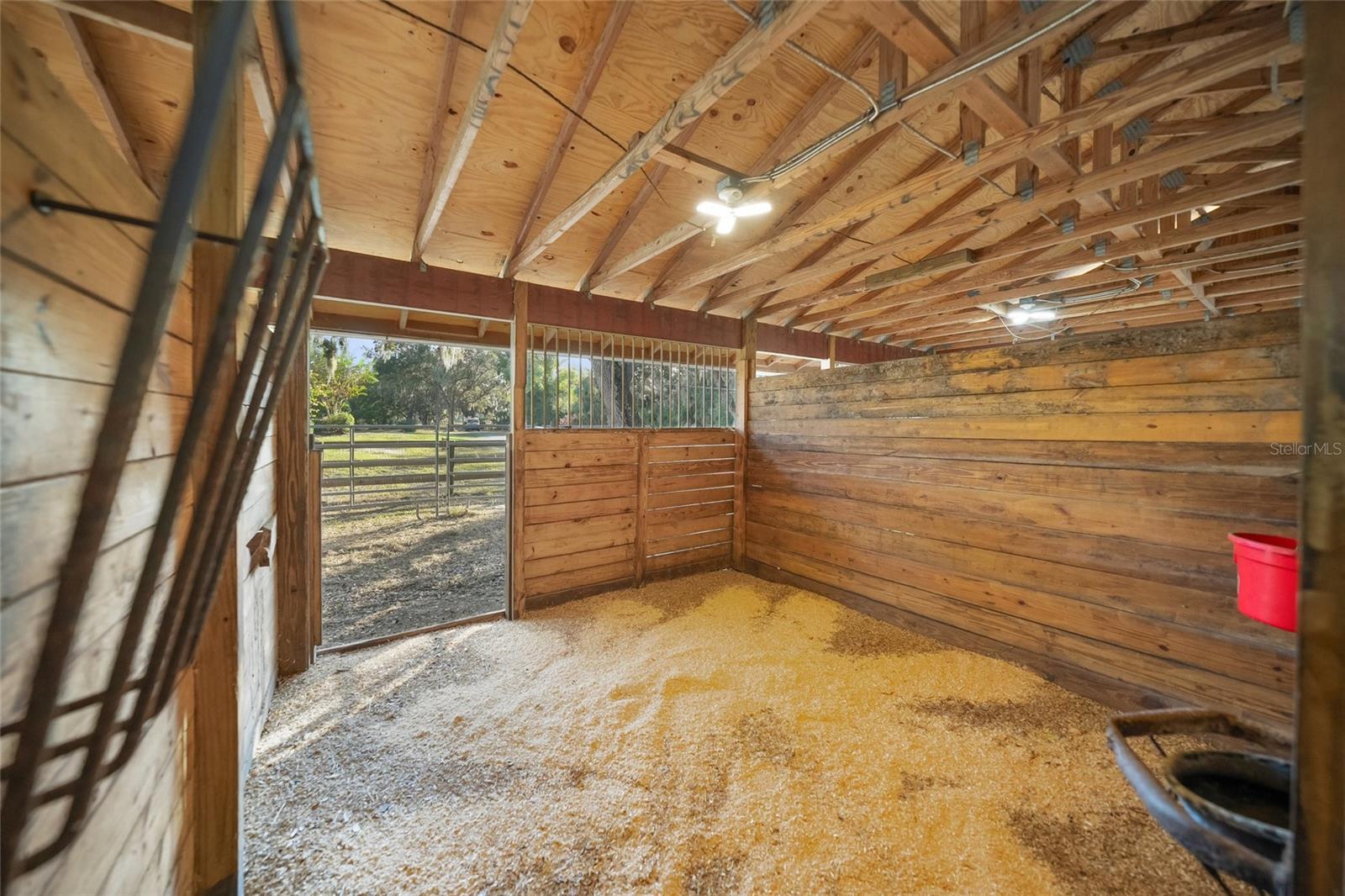 SADDLE CREEK - Residential