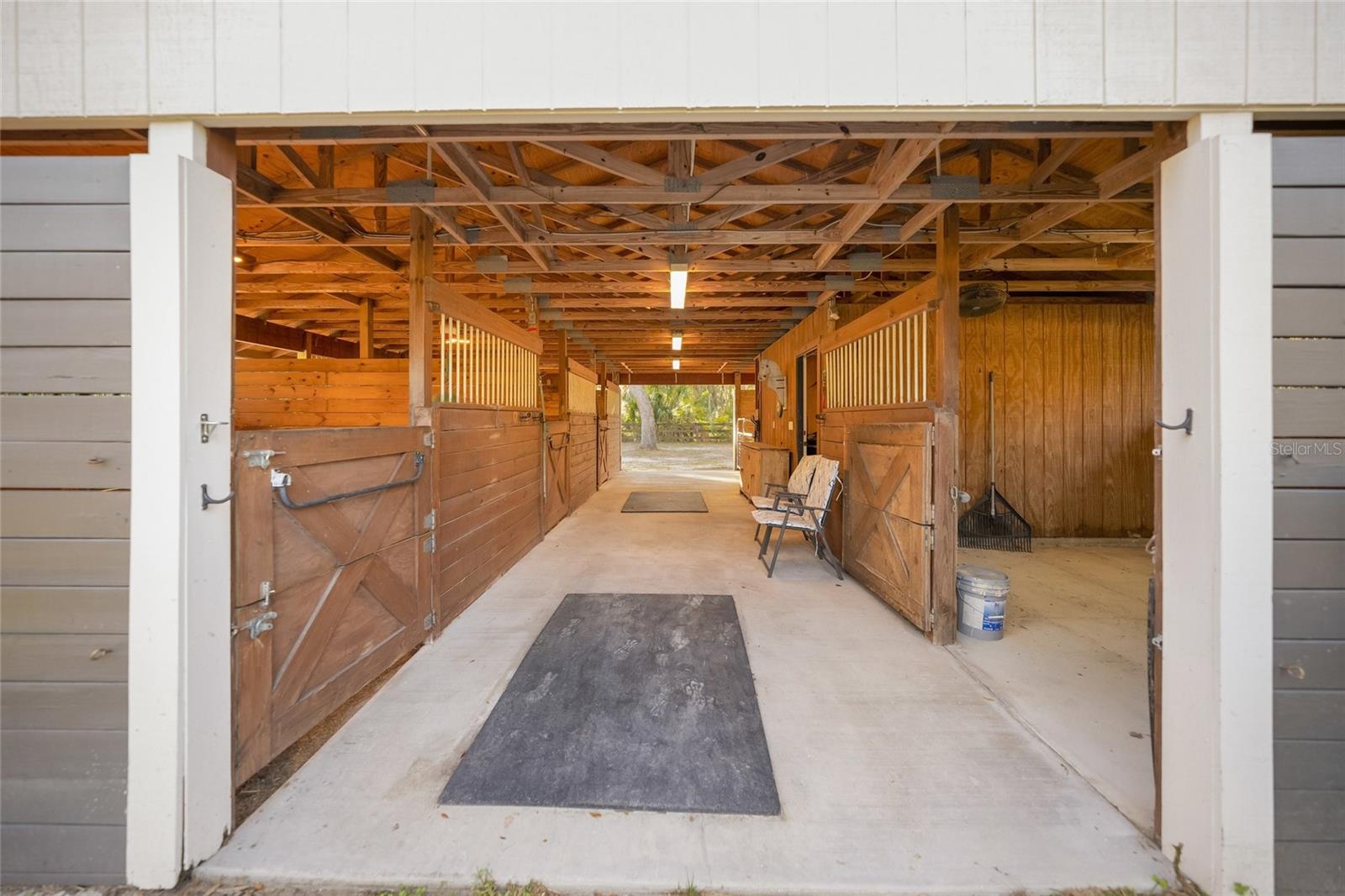 SADDLE CREEK - Residential