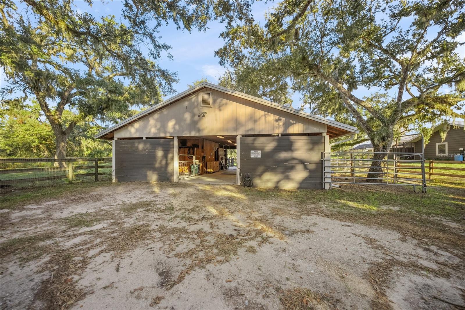 SADDLE CREEK - Residential