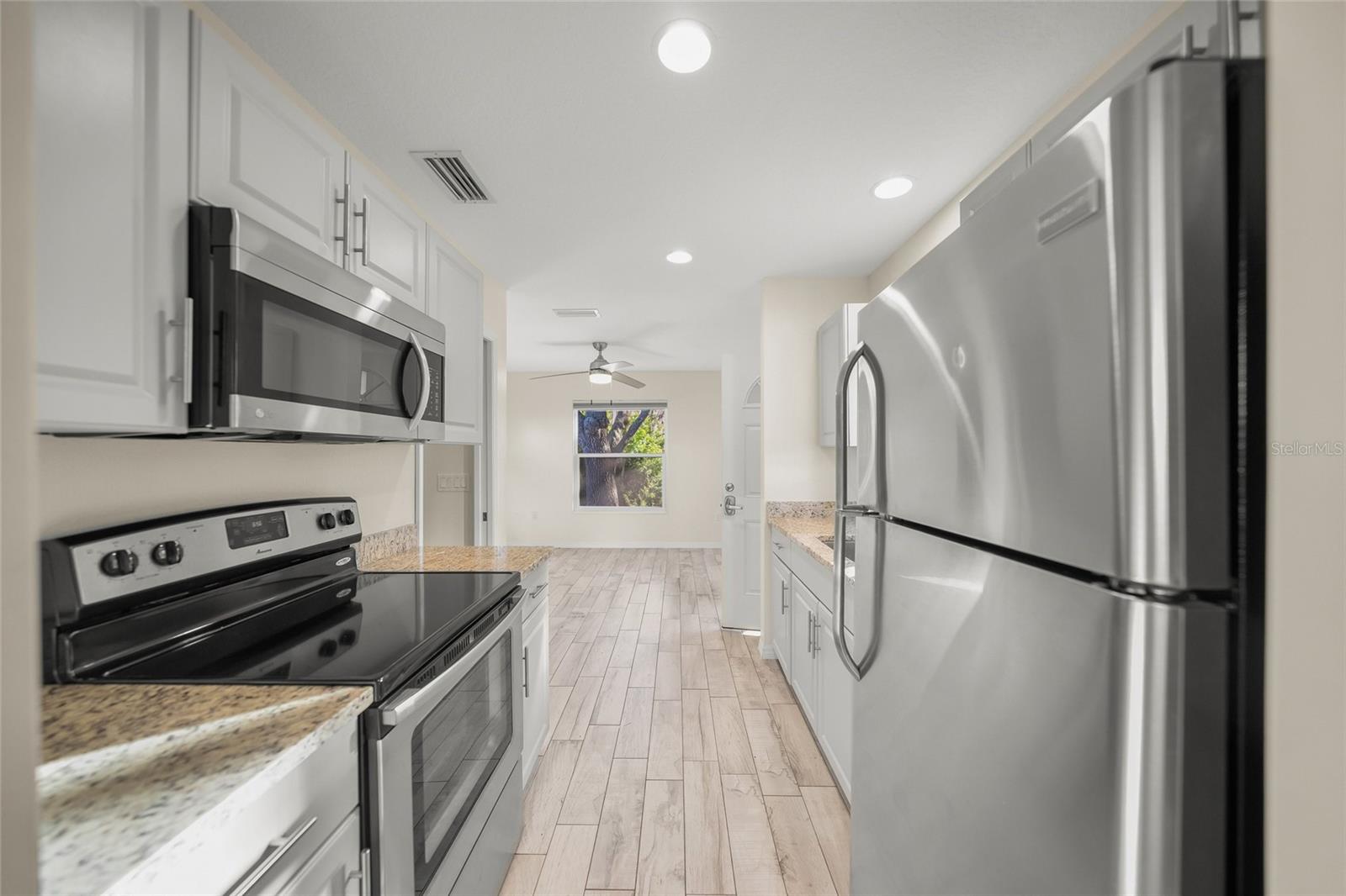 SADDLE CREEK - Residential