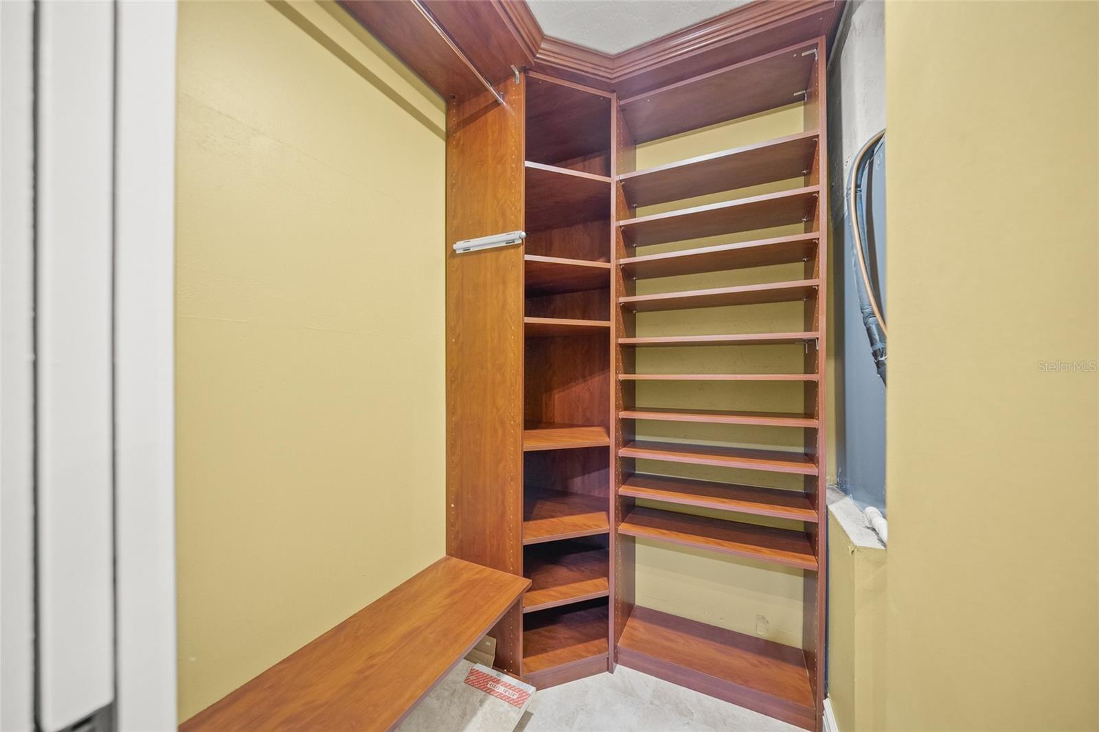 SADDLE CREEK - Residential