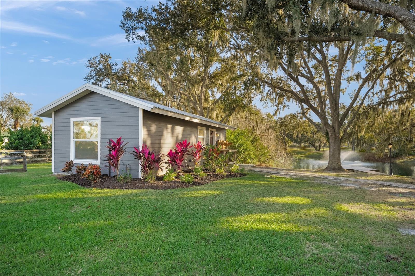 SADDLE CREEK - Residential