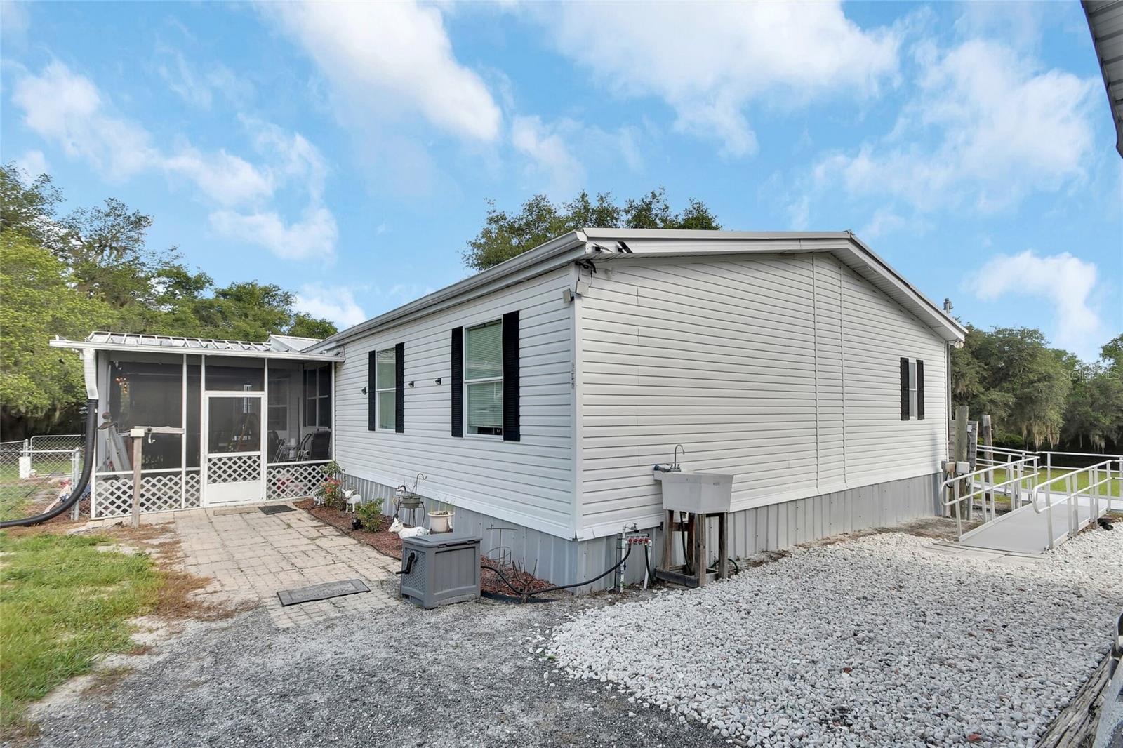 38846 FOREST DRIVE