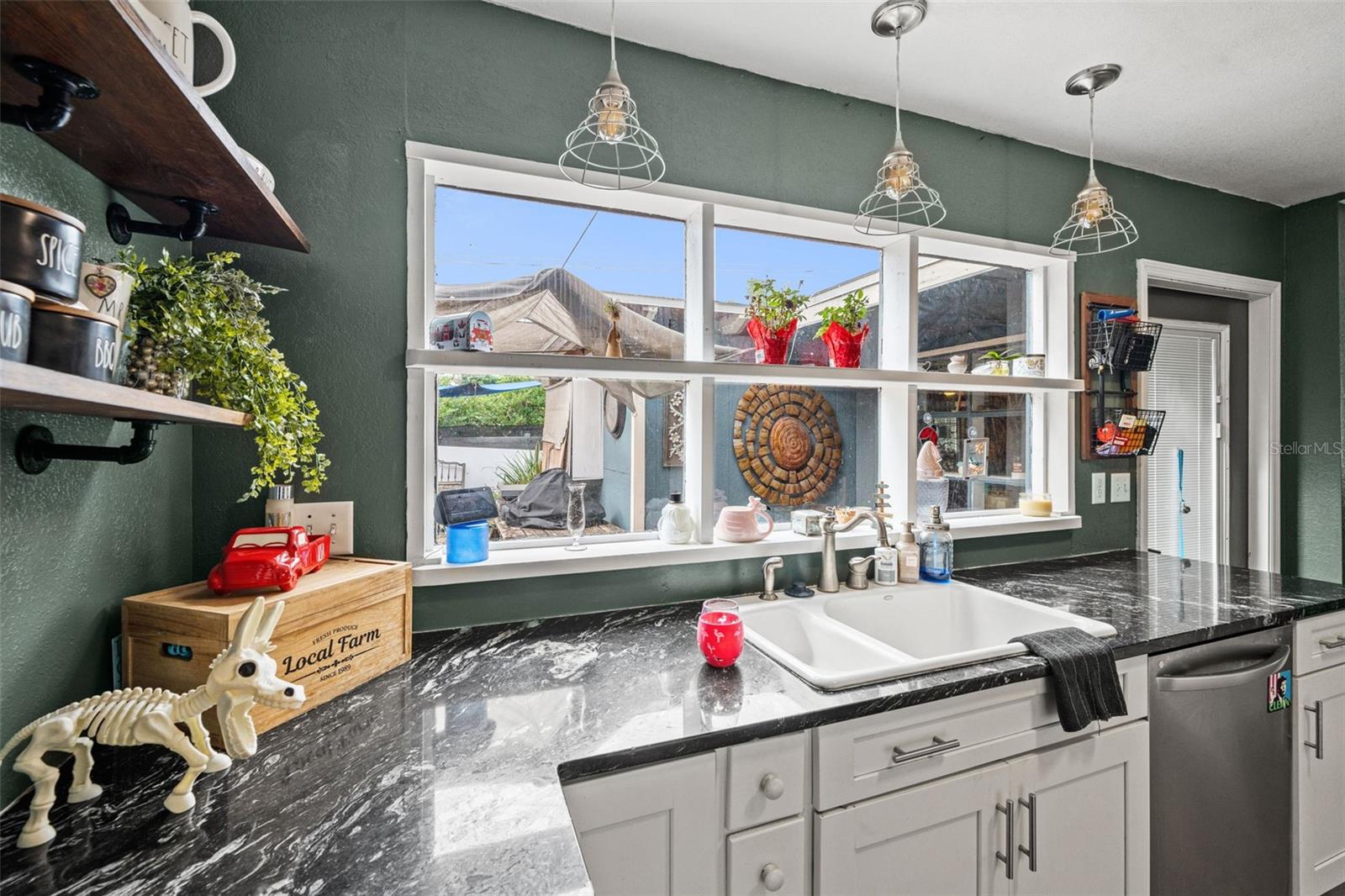 SOUTHSIDE TERRACE REP - Residential