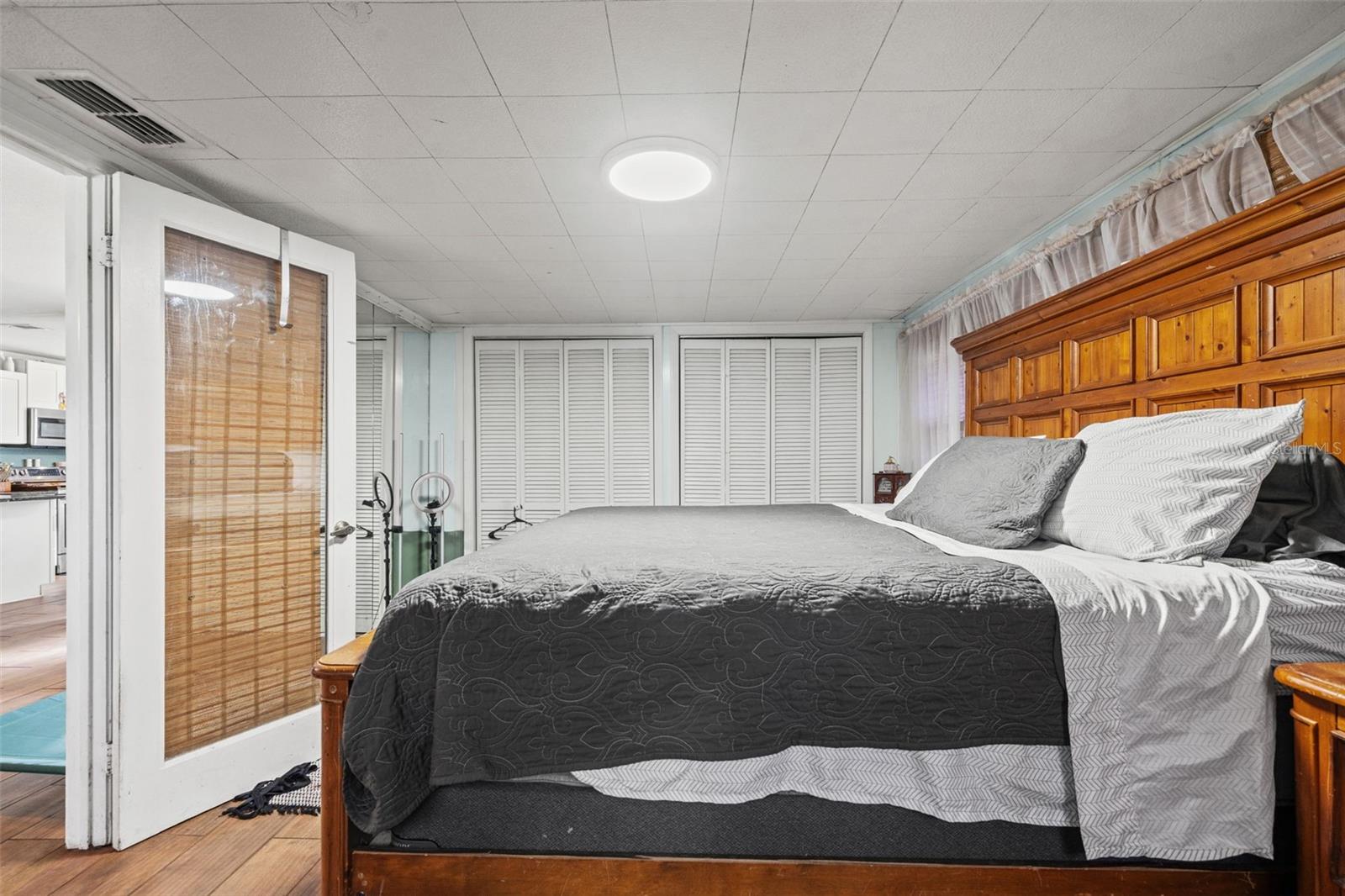 SOUTHSIDE TERRACE REP - Residential