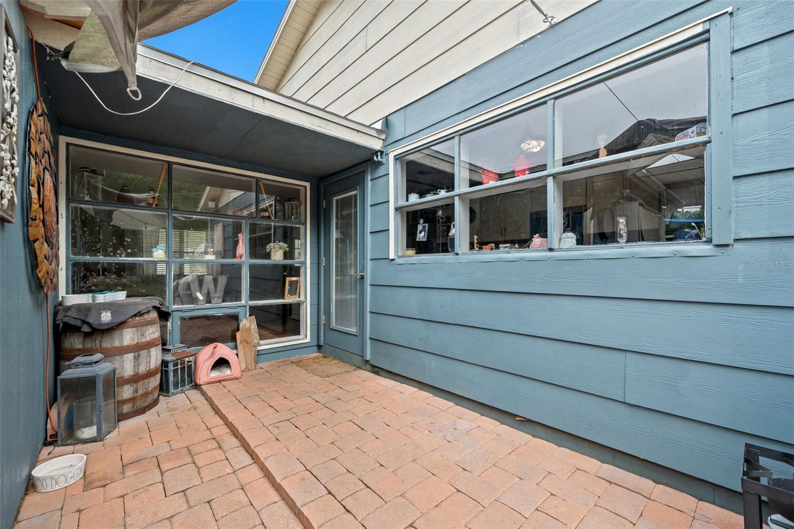 SOUTHSIDE TERRACE REP - Residential