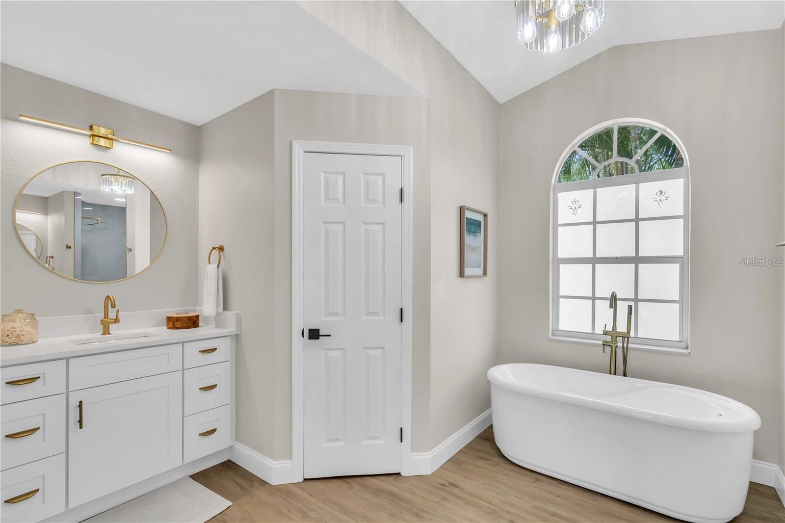 ROTONDA WEST BROADMOOR - Residential