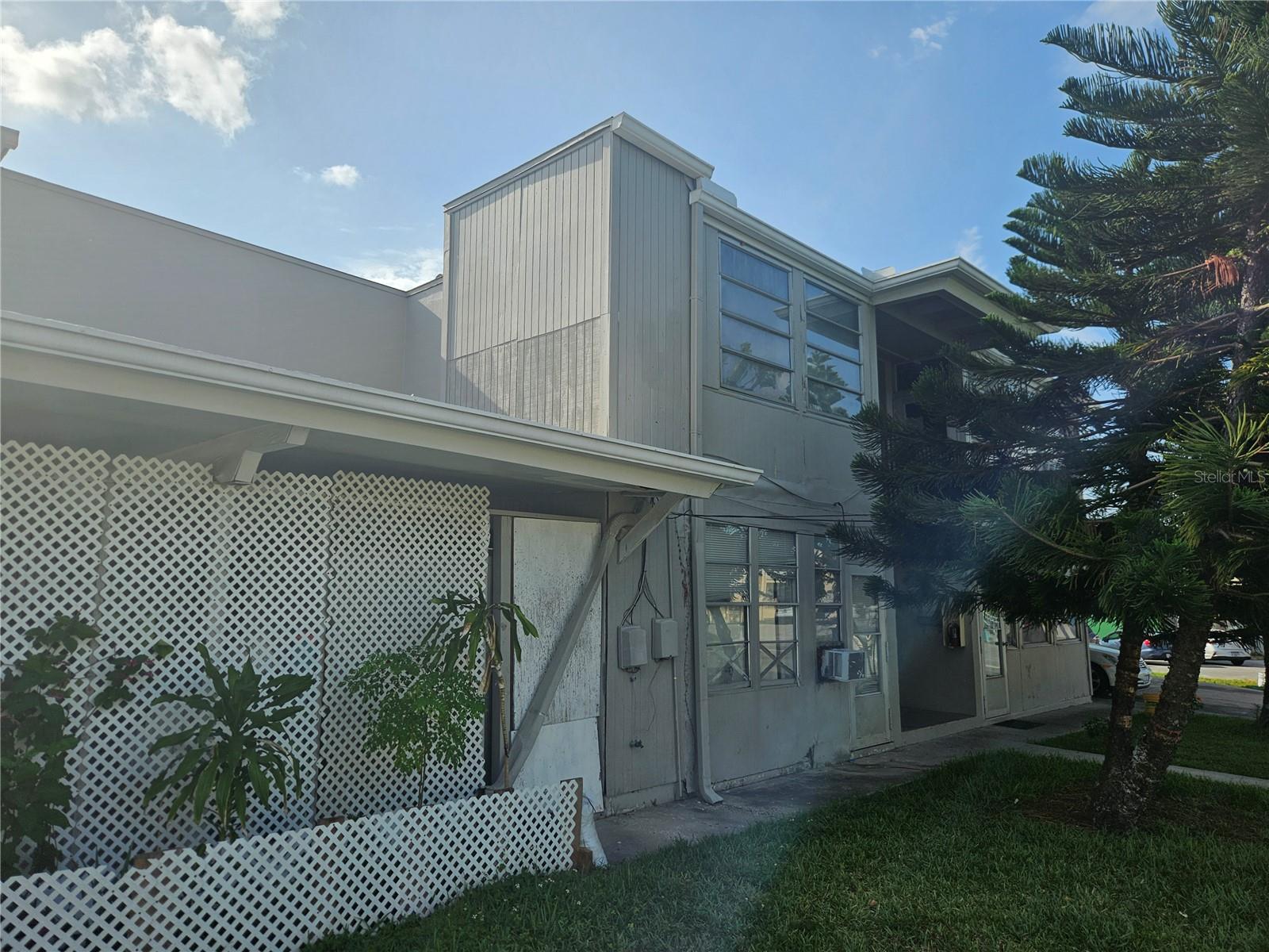 1267 FRANKLIN STREET