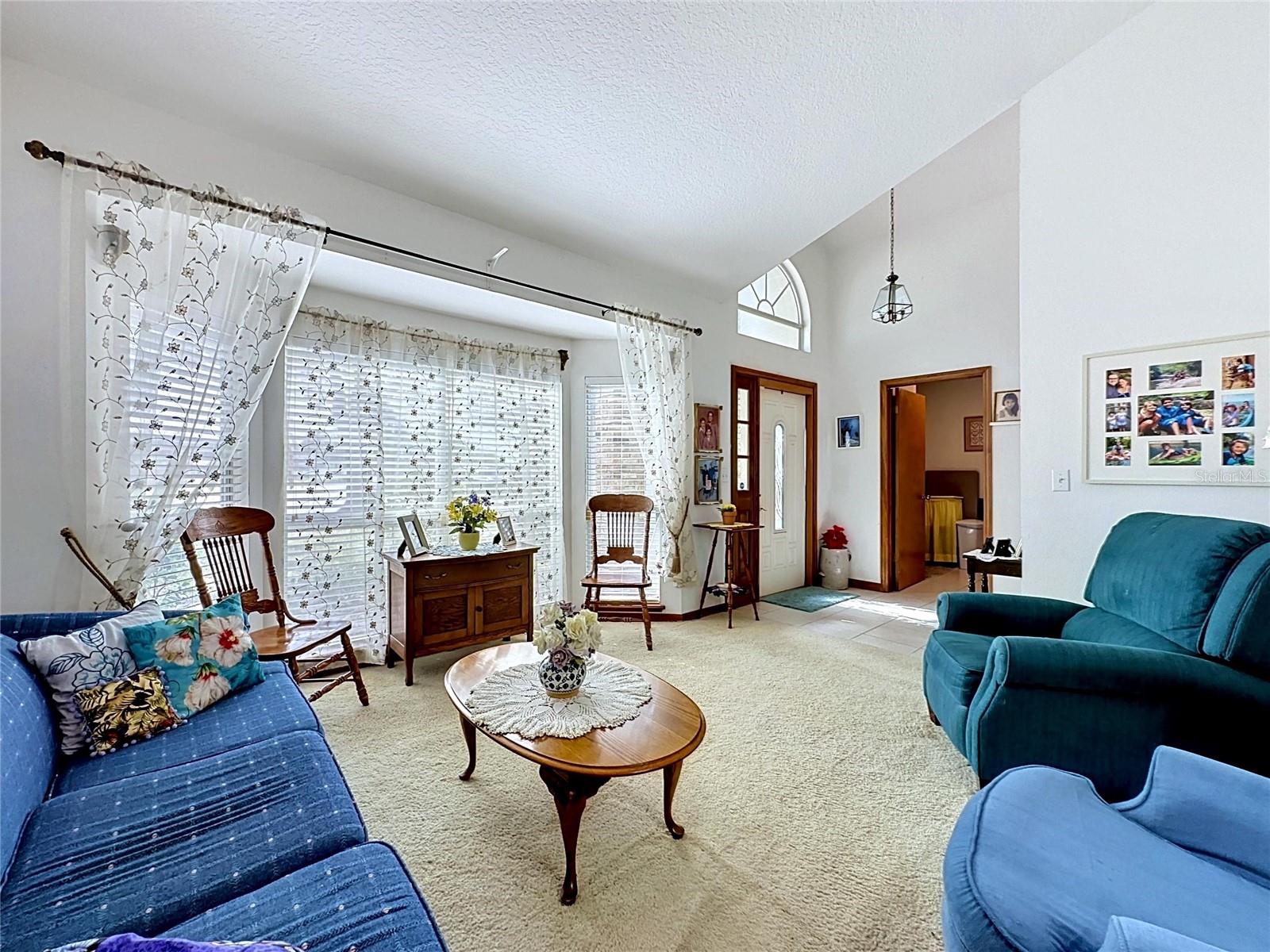 CROWN POINT SPGS - Residential