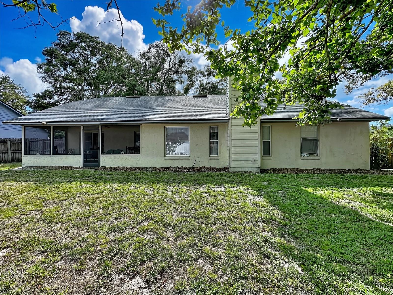 CROWN POINT SPGS - Residential