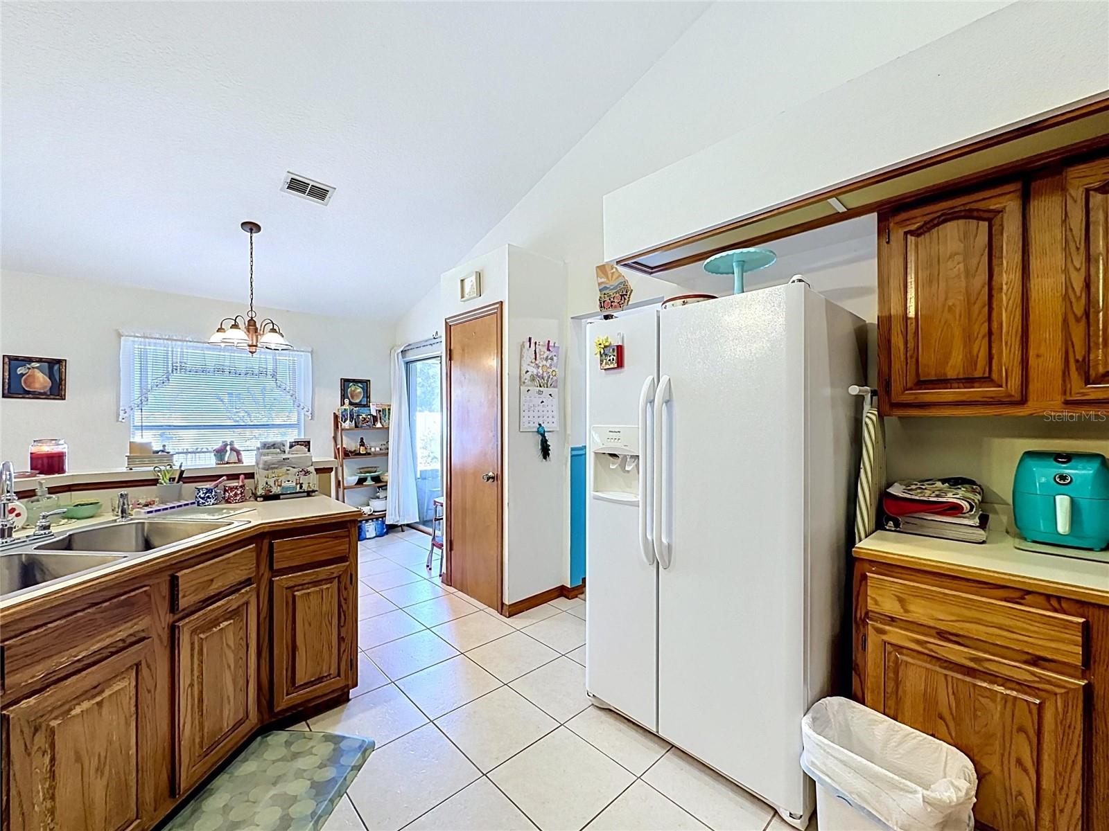 CROWN POINT SPGS - Residential