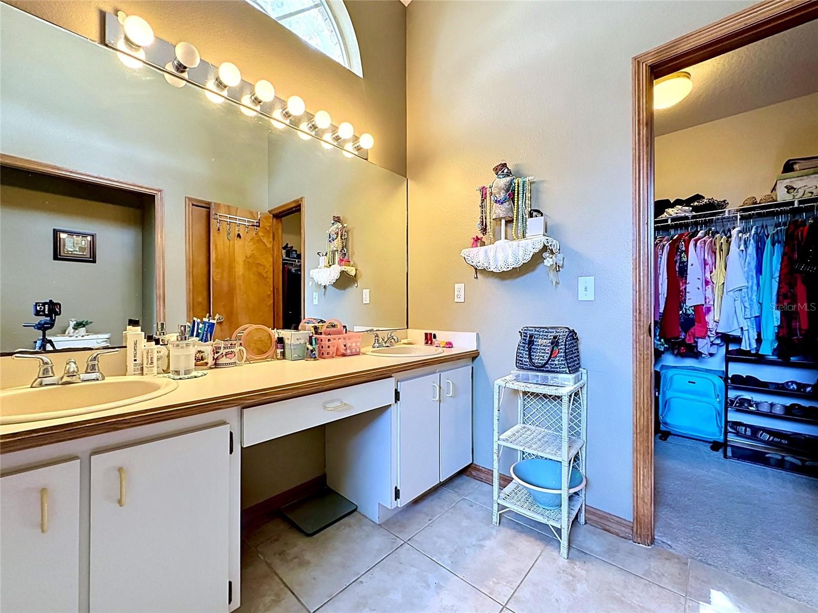 CROWN POINT SPGS - Residential