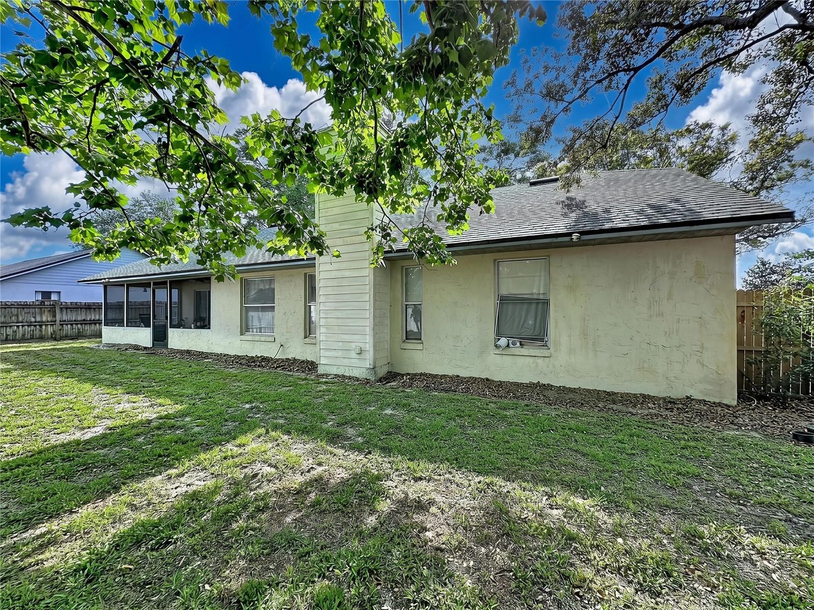 CROWN POINT SPGS - Residential