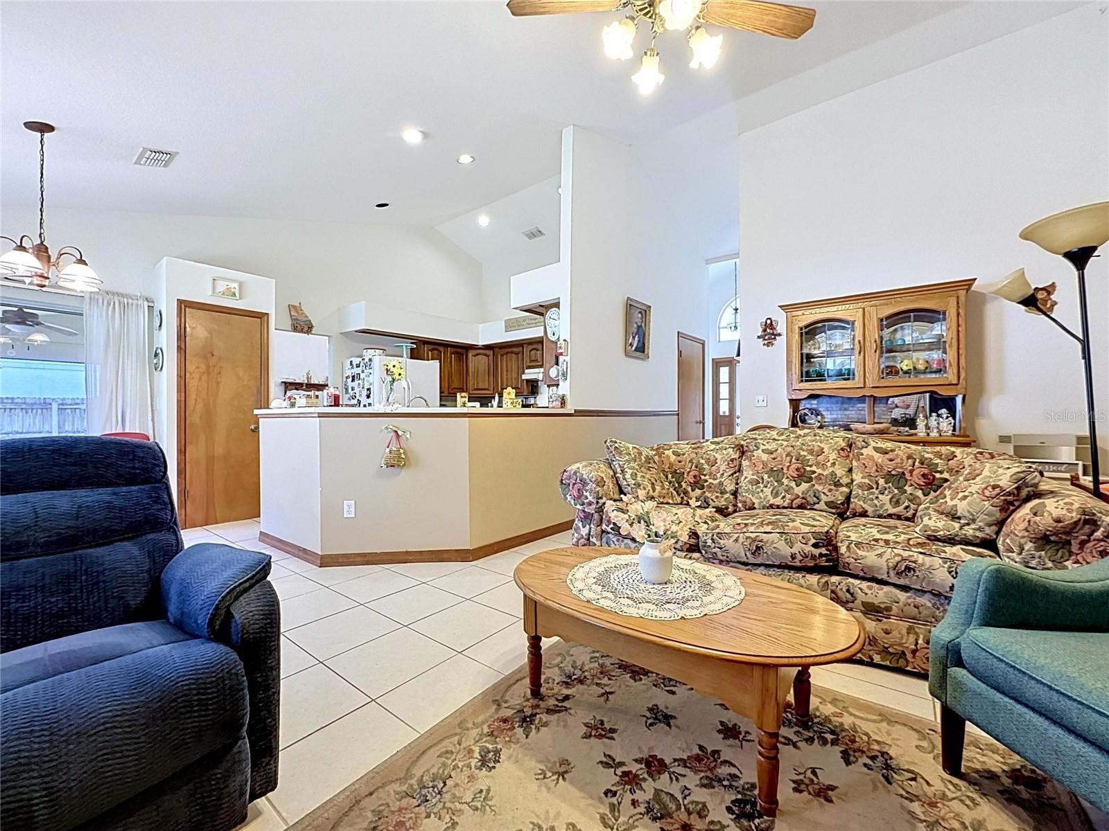 CROWN POINT SPGS - Residential