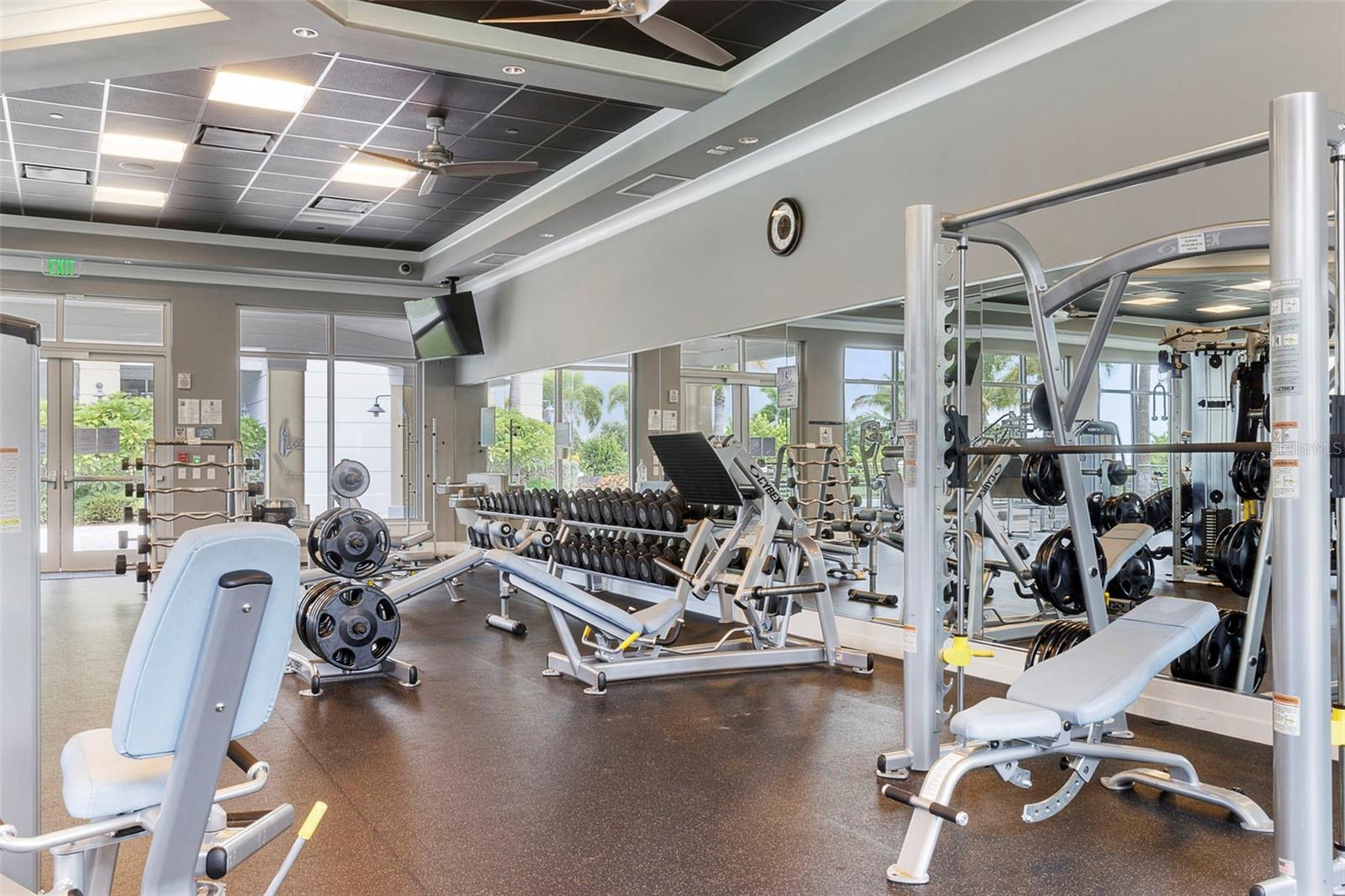 MANGROVE WALK ON HARBOUR ISLE PH 30 - Residential