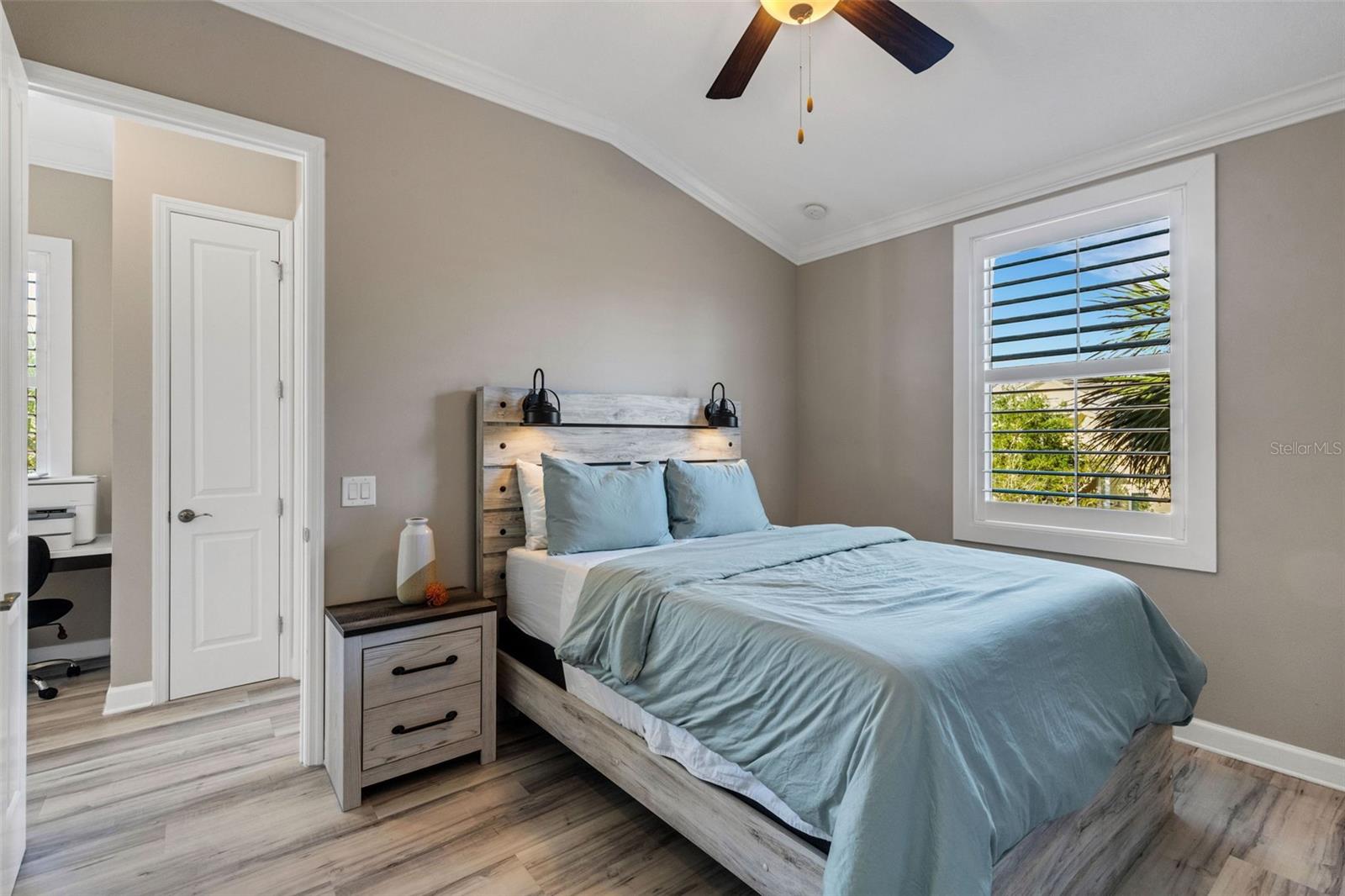 MANGROVE WALK ON HARBOUR ISLE PH 30 - Residential