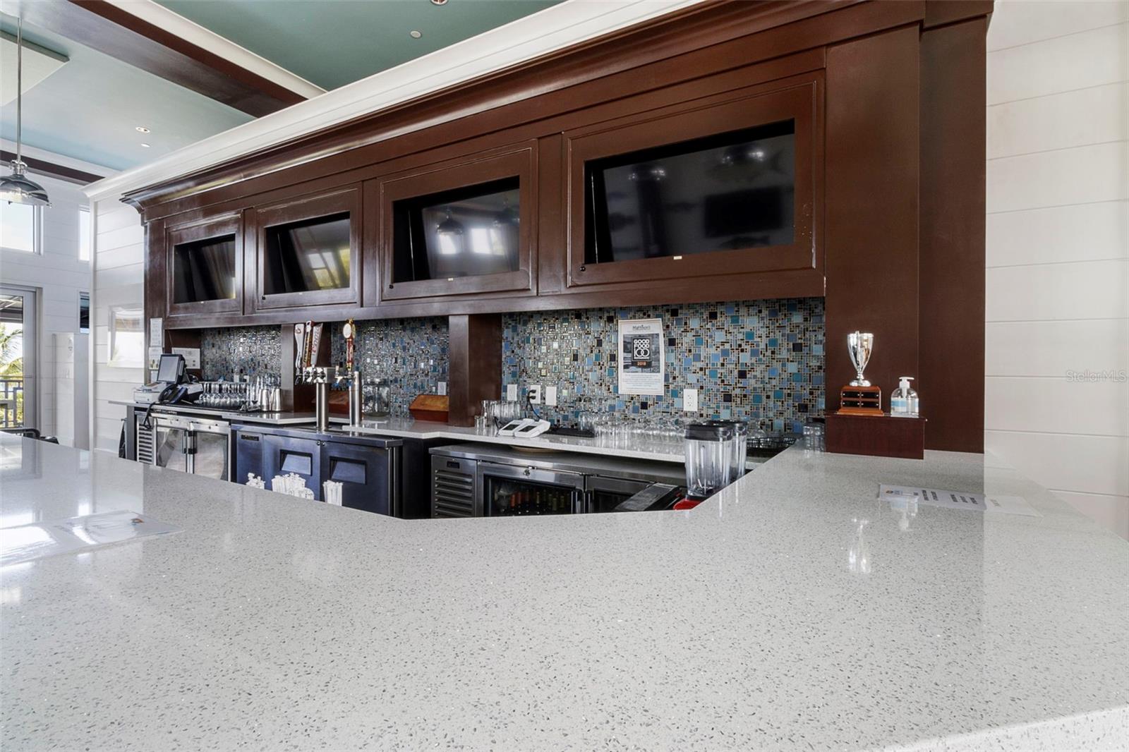 MANGROVE WALK ON HARBOUR ISLE PH 30 - Residential