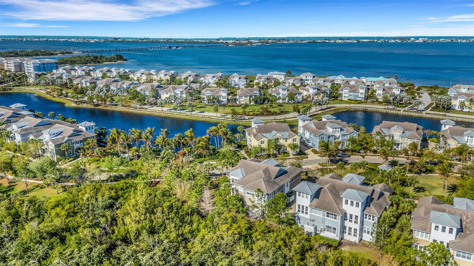 MANGROVE WALK ON HARBOUR ISLE PH 30 - Residential