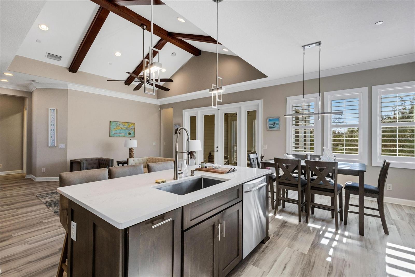 MANGROVE WALK ON HARBOUR ISLE PH 30 - Residential