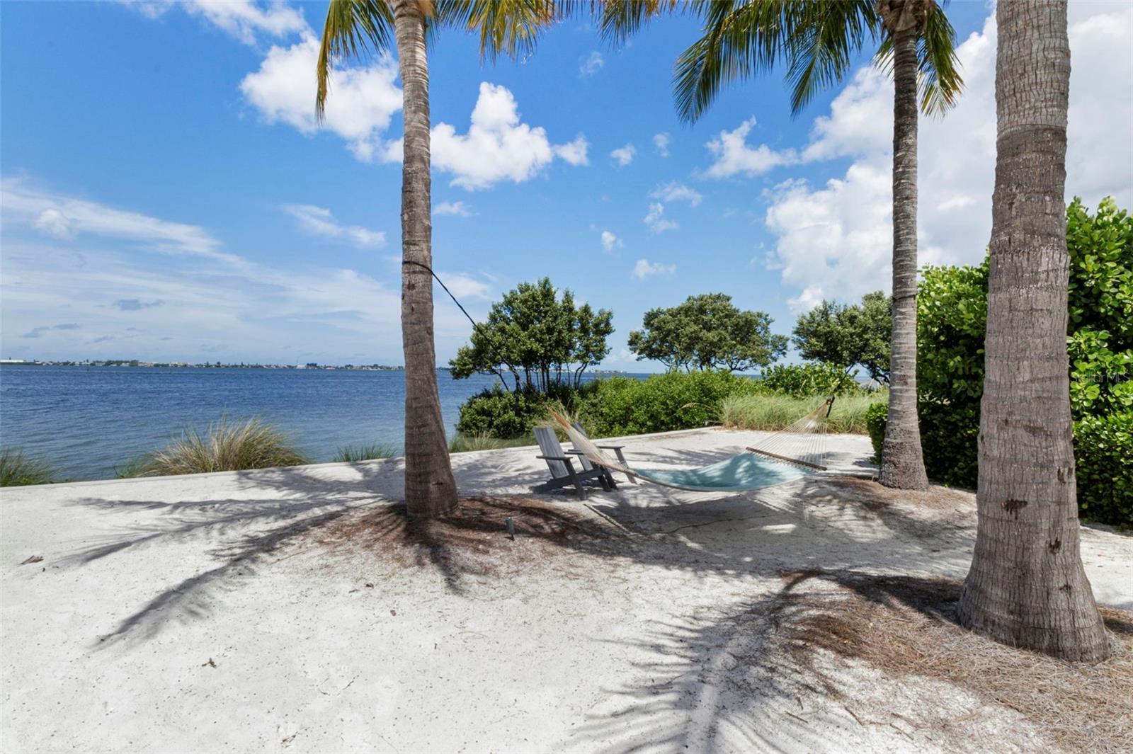 MANGROVE WALK ON HARBOUR ISLE PH 30 - Residential