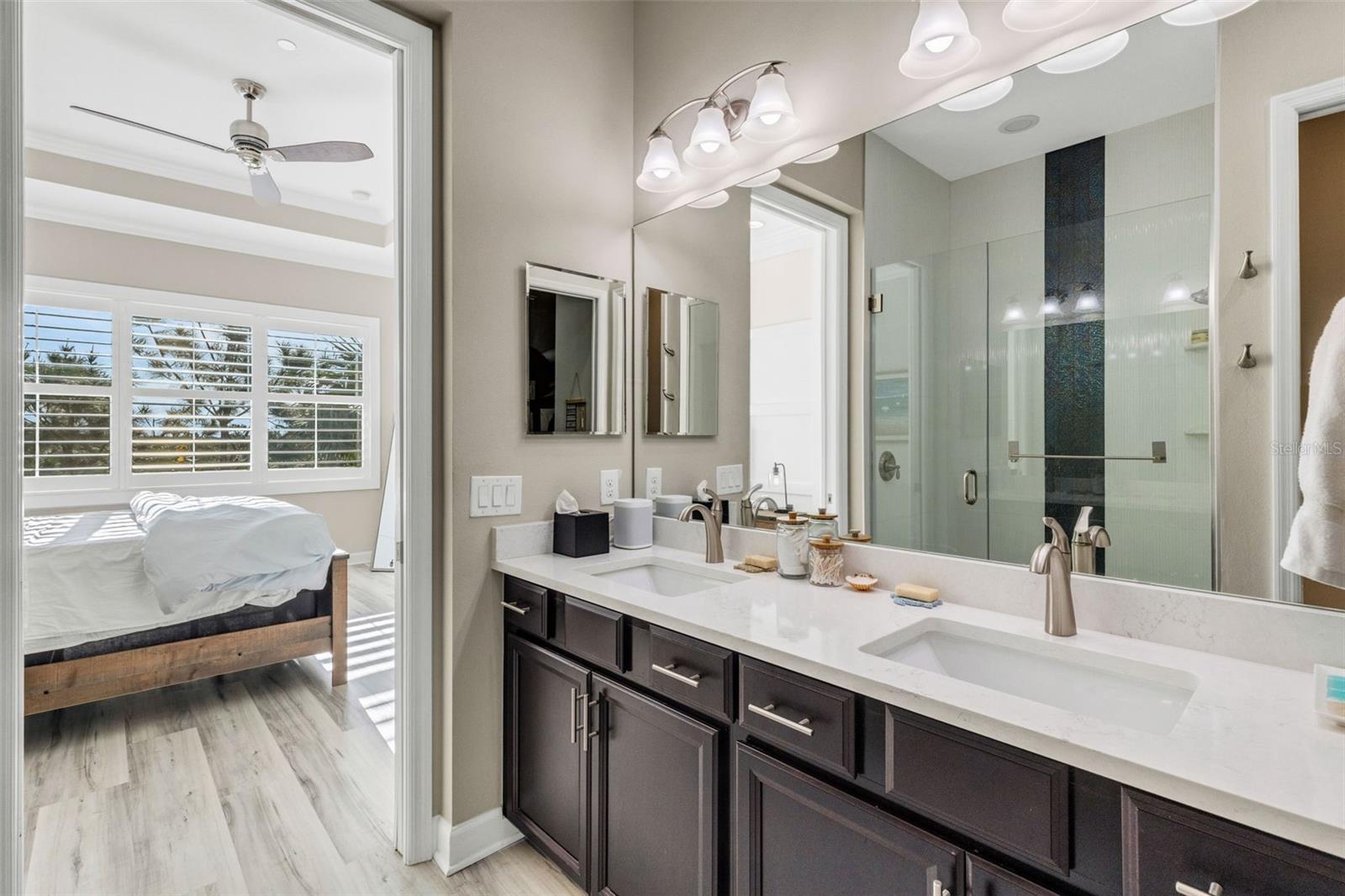 MANGROVE WALK ON HARBOUR ISLE PH 30 - Residential