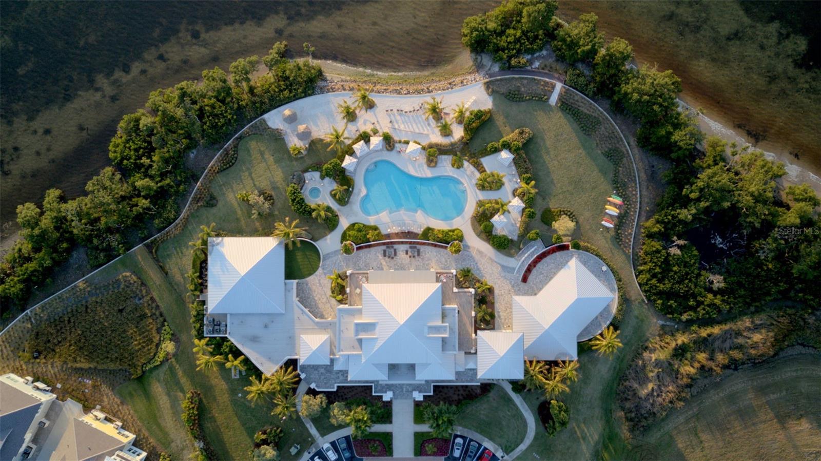 MANGROVE WALK ON HARBOUR ISLE PH 30 - Residential