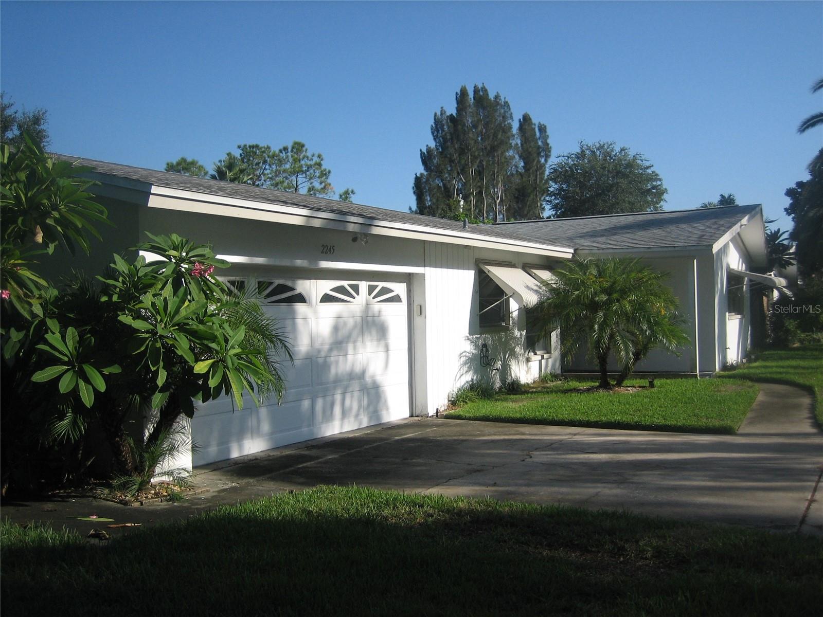 2245 CEDAR DRIVE