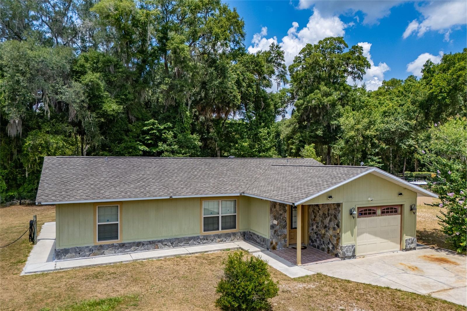 MEADOWBROOK RANCHES - Residential