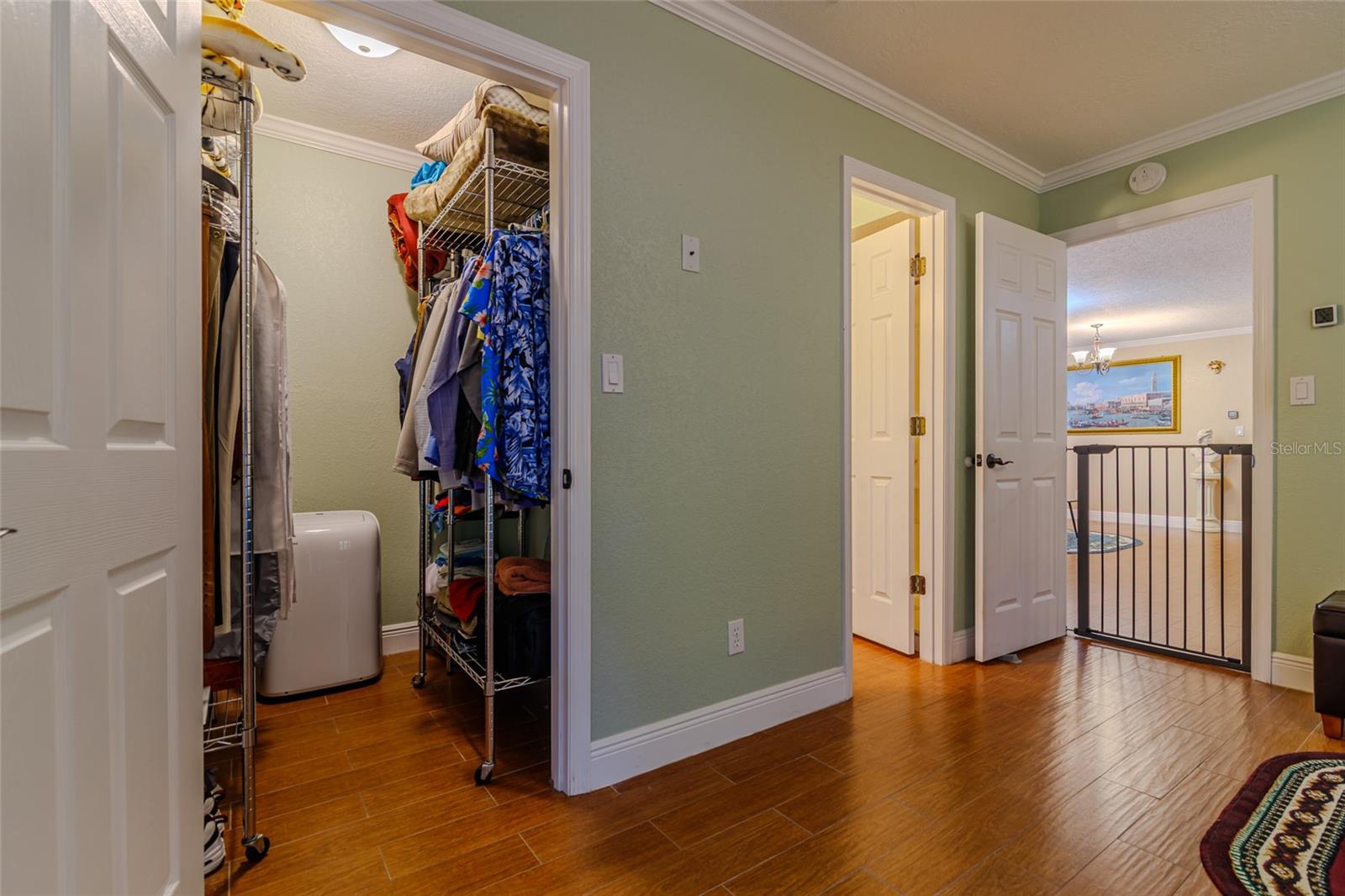 MEADOWBROOK RANCHES - Residential