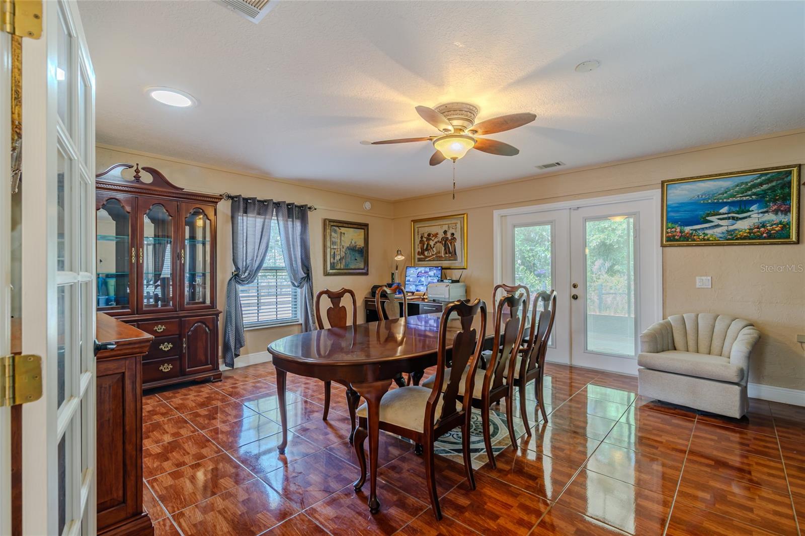 MEADOWBROOK RANCHES - Residential