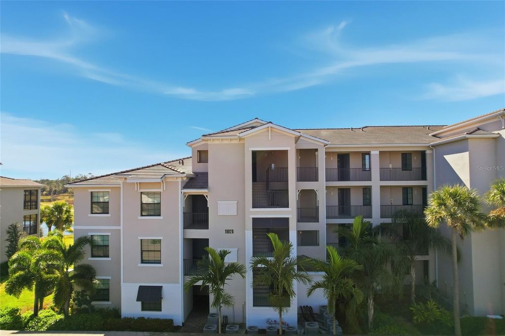 Photo of 18028 Gawthrop Drive #202, Bradenton, FL 34211 (MLS # A4677267)