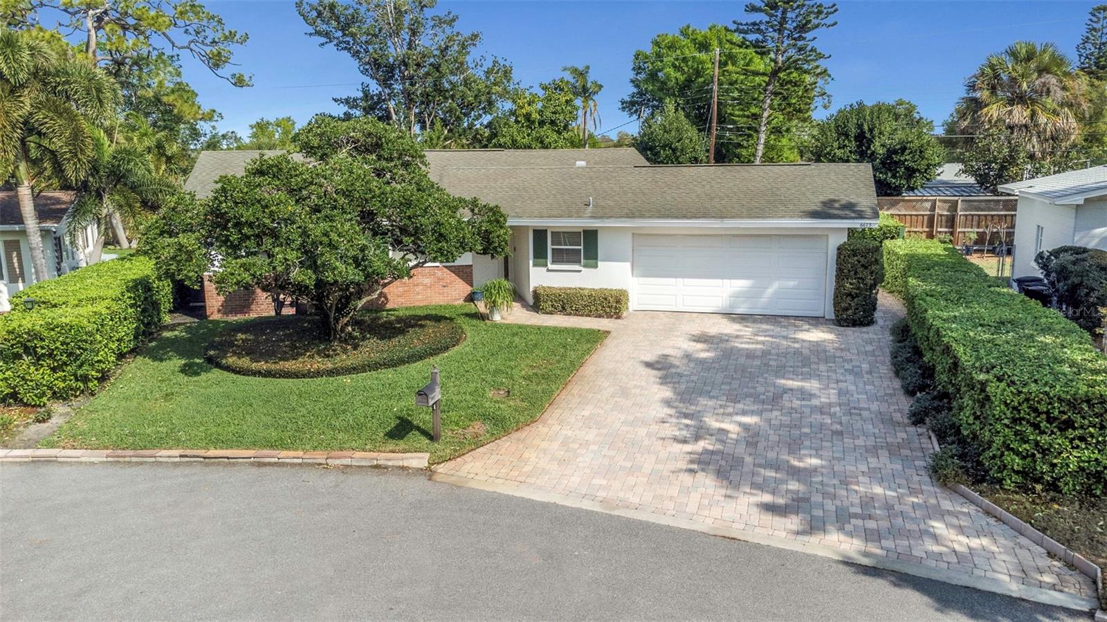 PELICAN CREEK SUB - Residential