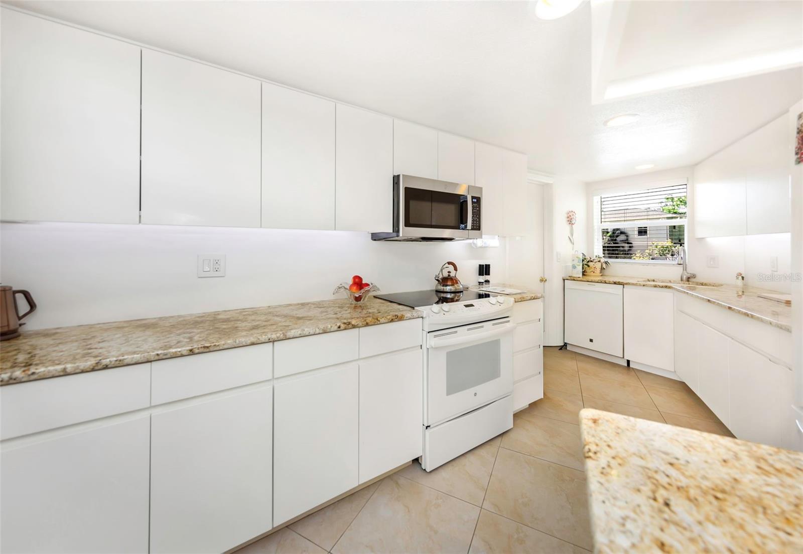 PELICAN CREEK SUB - Residential