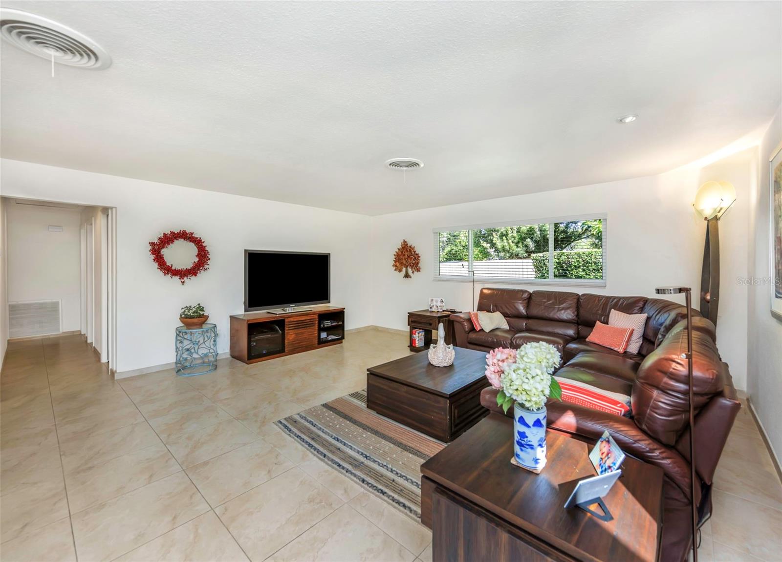 PELICAN CREEK SUB - Residential