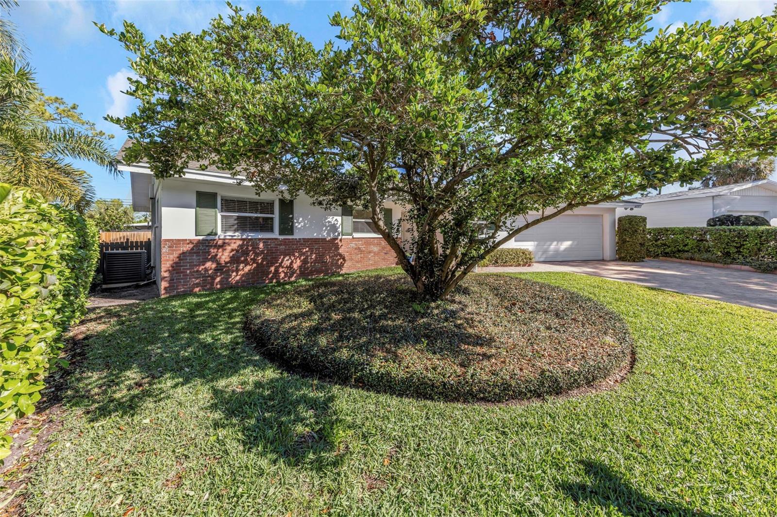 PELICAN CREEK SUB - Residential