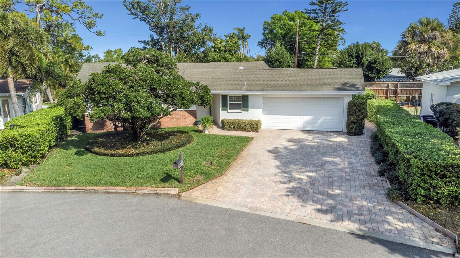 PELICAN CREEK SUB - Residential