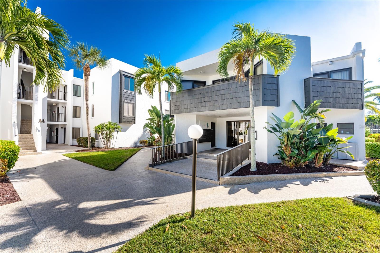 TAMARIND GULF & BAY BLDG A-4 - Residential