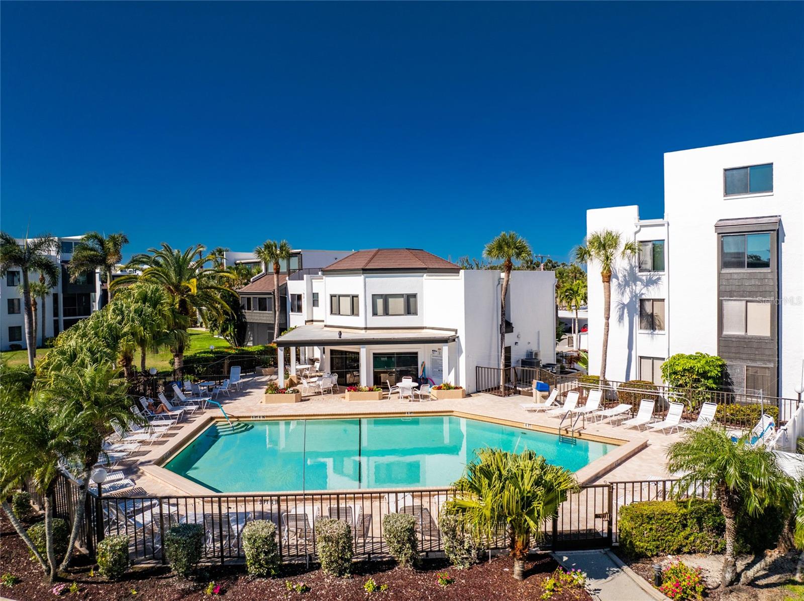 TAMARIND GULF & BAY BLDG A-4 - Residential