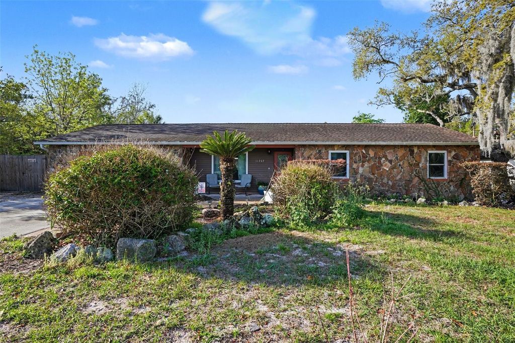 Photo of 11207 Creekview Drive, Riverview, FL 33569 (MLS # TB8493247)