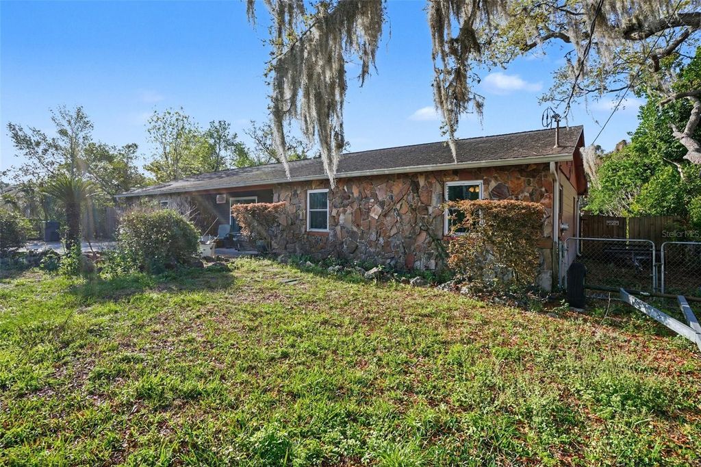 Photo of 11207 Creekview Drive, Riverview, FL 33569 (MLS # TB8493247)